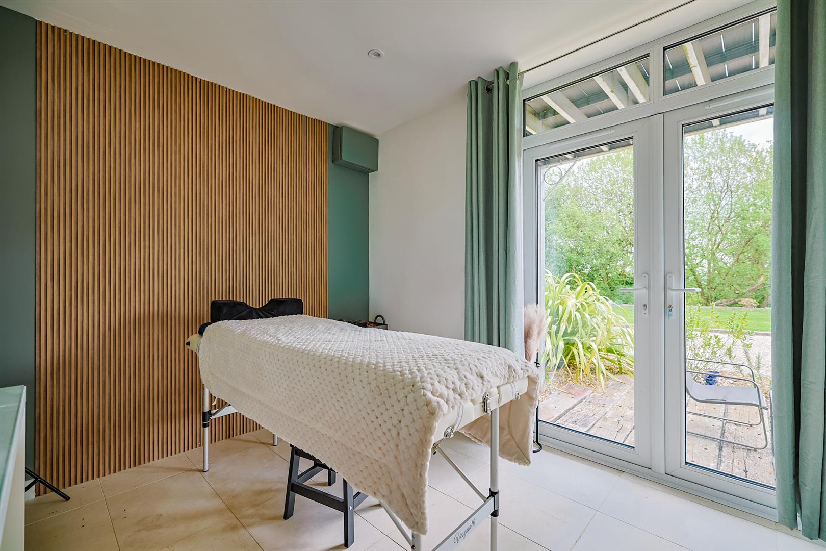Pant Y Meillion, Llandeilo Road, Gorslas, Llanelli, SA14 7LR